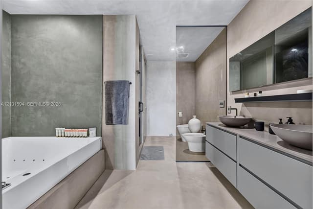 200 Biscayne Boulevard Way # 5010, Miami FL 33131 - Miami, FL - Photo 6