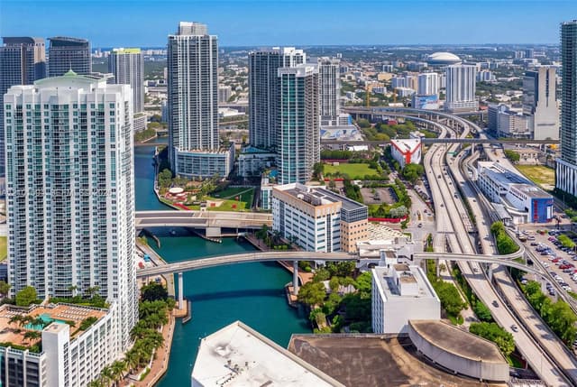 200 Biscayne Boulevard Way # 5010, Miami FL 33131 - Miami, FL - Photo 3