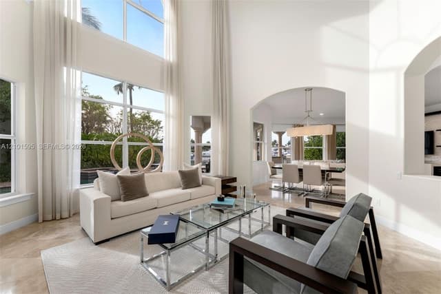 1426 Commodore Way, Hollywood FL 33019 - Hollywood, FL - Photo 5