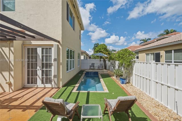 13357 SW 27th St, Miramar FL 33027 - Miramar, FL - Photo 2