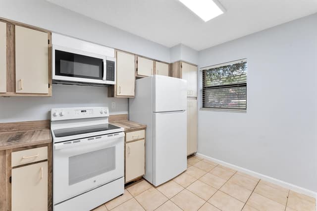 3130 Millwood Terrace # 109, Boca Raton FL 33431 - Boca Raton, FL - Photo 7