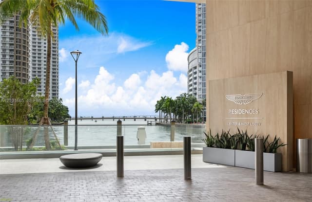 300 Biscayne Boulevard Way # 1205C, Miami FL 33131 - Miami, FL - Photo 3
