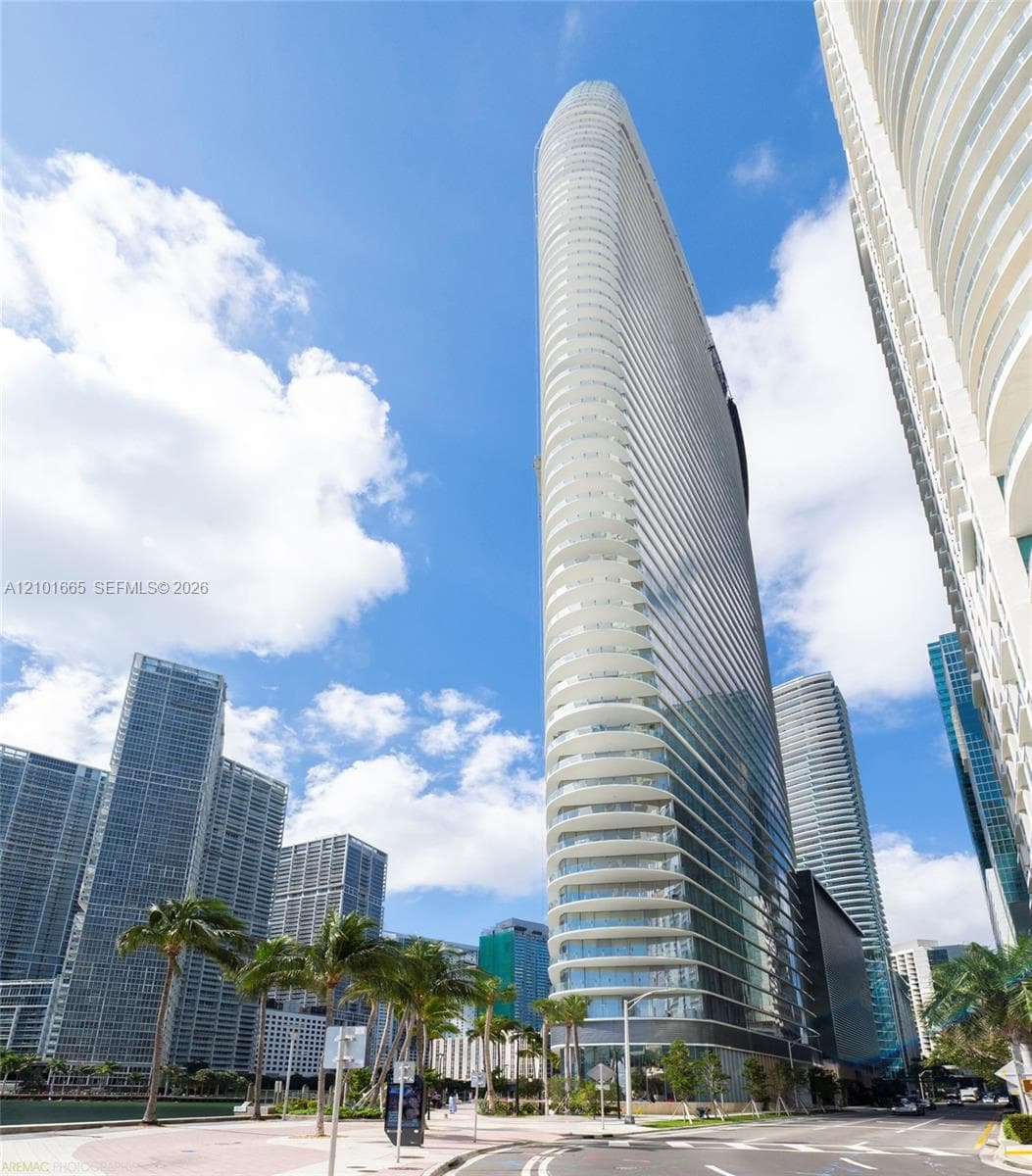 300 Biscayne Boulevard Way # 1205C, Miami FL 33131 - Miami, FL - Photo 1