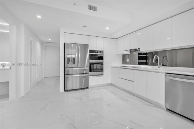 1170 E Hallandale Beach Blvd # 1806, Hallandale Beach FL 33009 - Hallandale Beach, FL - Photo 5
