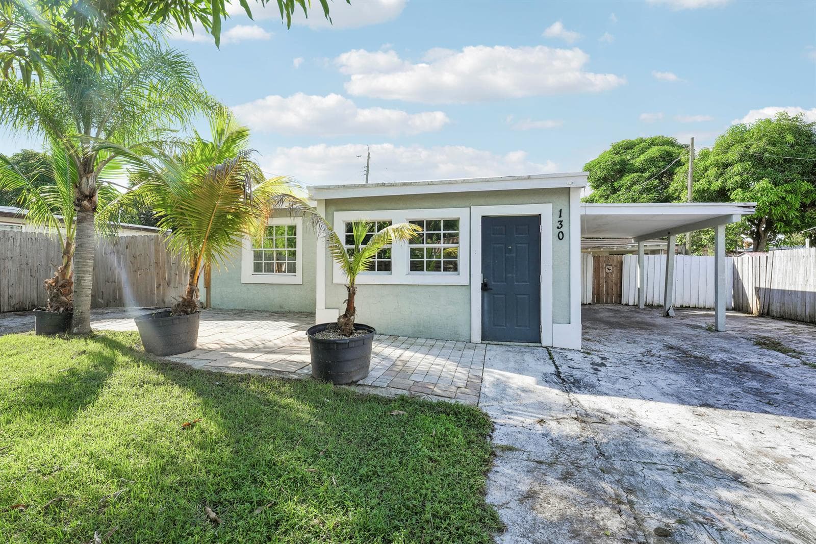 130 PLUM TREE Drive, Lake Worth FL 33462 - Lake Worth, FL - Photo 1