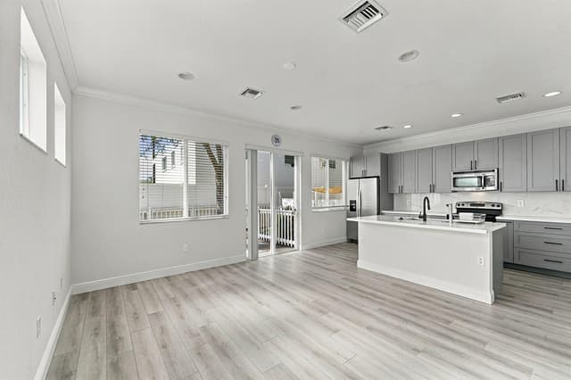 712 SE 2nd Street, Pompano Beach FL 33060 - Pompano Beach, FL - Photo 3