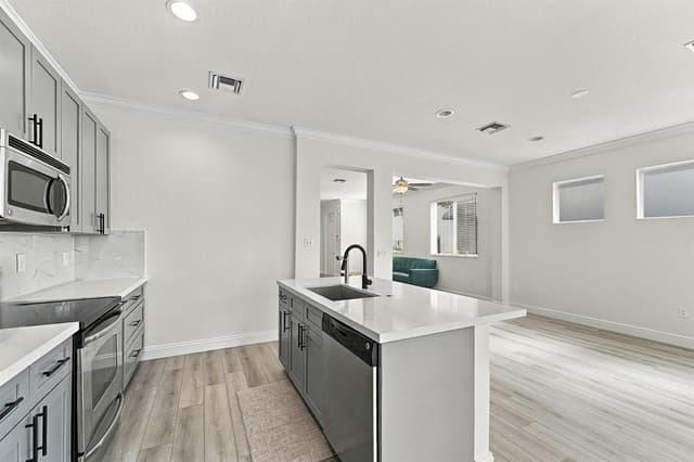 712 SE 2nd Street, Pompano Beach FL 33060 - Pompano Beach, FL - Photo 4