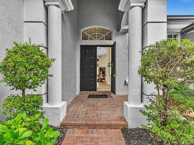 3000 SW 194th Ter, Miramar FL 33029 - Miramar, FL - Photo 4