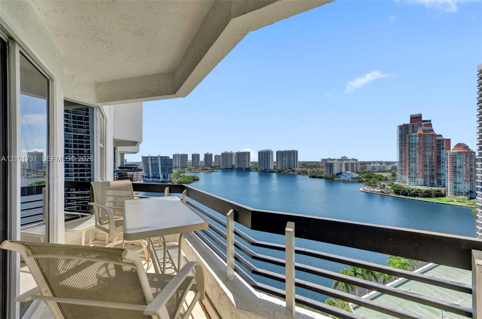 3600 Mystic Pointe Dr, Aventura FL 33180 - Aventura, FL - Photo 1