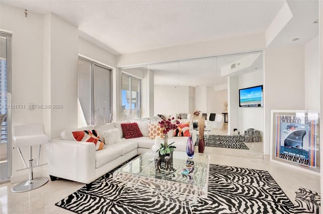 3600 Mystic Pointe Dr, Aventura FL 33180 - Aventura, FL - Photo 4
