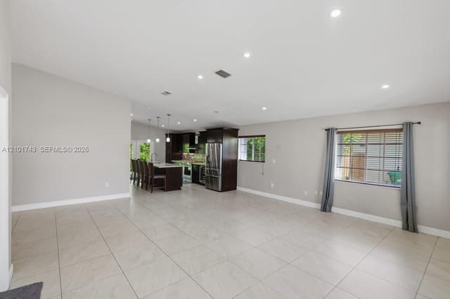 20221 SW 85th Ct, Cutler Bay FL 33189 - Cutler Bay, FL - Photo 3