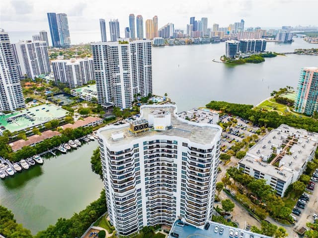 3400 NE 192 ST # 1905, Aventura FL 33180 - Aventura, FL - Photo 4