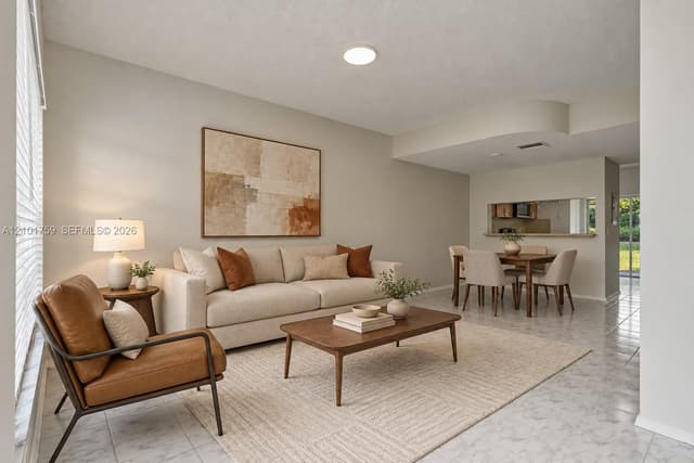 16731 Hemingway Dr, Weston FL 33326 - Weston, FL - Photo 3