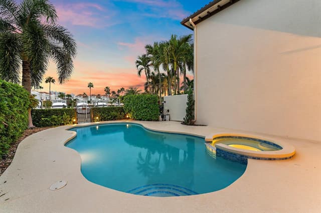 1412 HARBOUR POINT Drive, North Palm Beach FL 33410 - North Palm Beach, FL - Photo 5