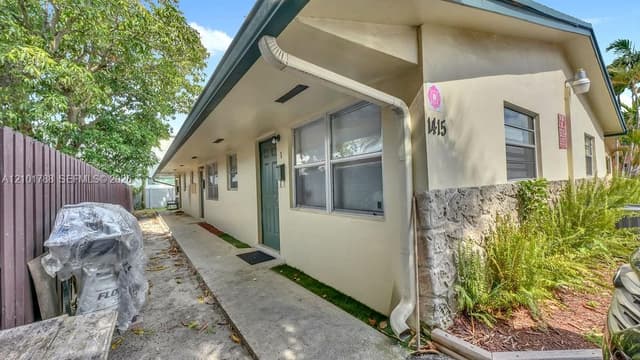 1415 SW 3rd Ave, Fort Lauderdale FL 33315 - Fort Lauderdale, FL - Photo 3