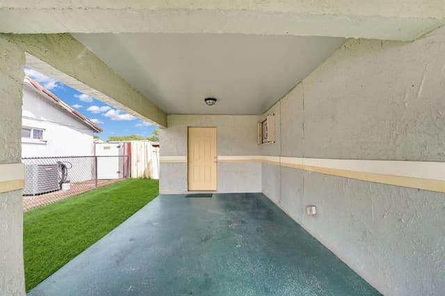 1420 NW 33RD Terrace, Lauderhill FL 33311 - Lauderhill, FL - Photo 4