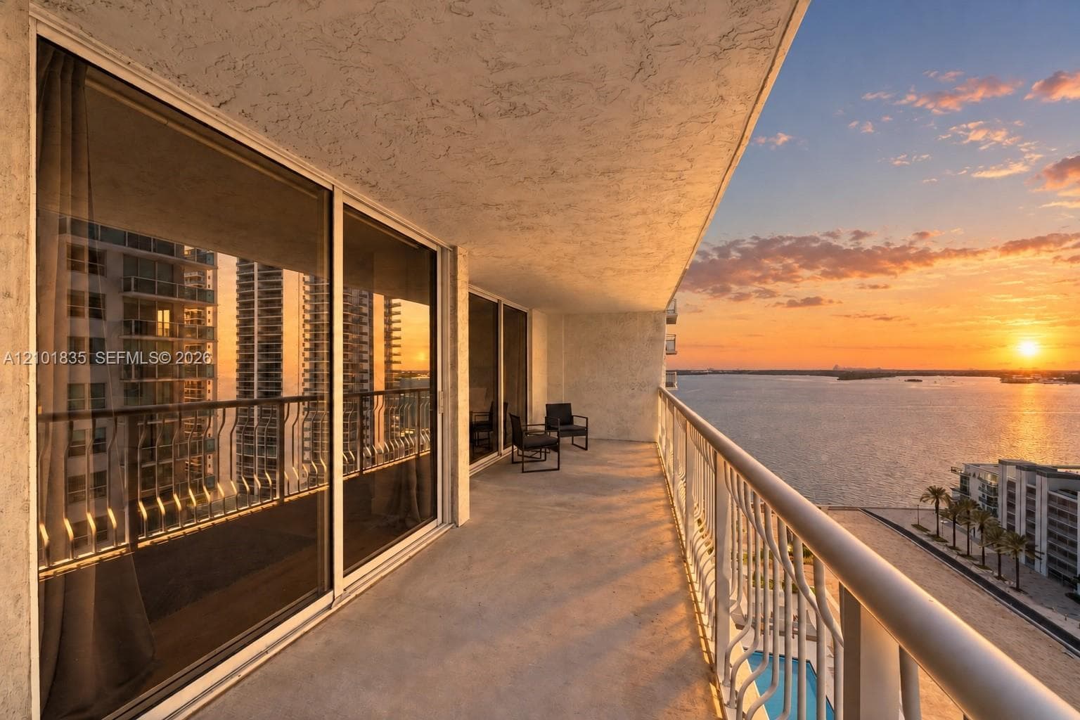 1200 Brickell Bay Dr # 1907, Miami FL 33131 - Miami, FL - Photo 1
