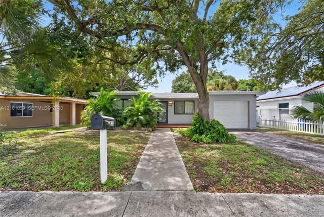 433 NW 15th Way, Fort Lauderdale FL 33311 - Fort Lauderdale, FL - Photo 2