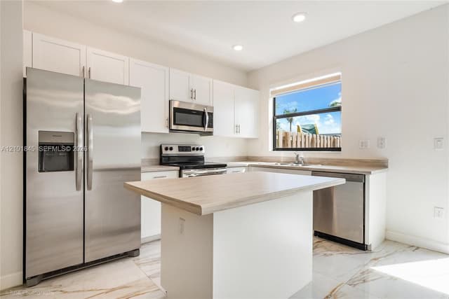 28725 SW 133rd Ct # 28725, Homestead FL 33033 - Homestead, FL - Photo 5