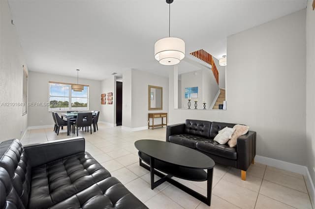 17426 NW 7th St, Pembroke Pines FL 33029 - Pembroke Pines, FL - Photo 5