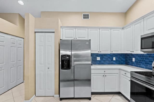 237 CORAL TRACE Court, Delray Beach FL 33445 - Delray Beach, FL - Photo 5
