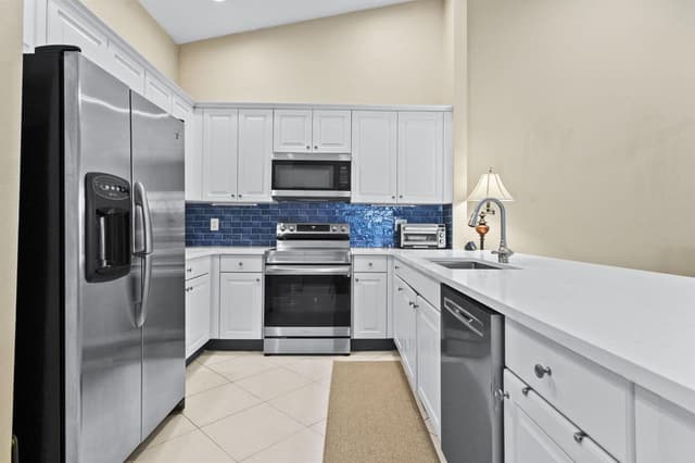 237 CORAL TRACE Court, Delray Beach FL 33445 - Delray Beach, FL - Photo 4