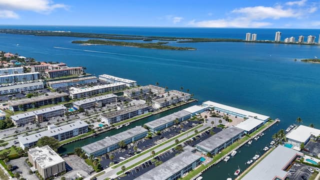 109 WETTAW Lane # 101, North Palm Beach FL 33408 - North Palm Beach, FL - Photo 6