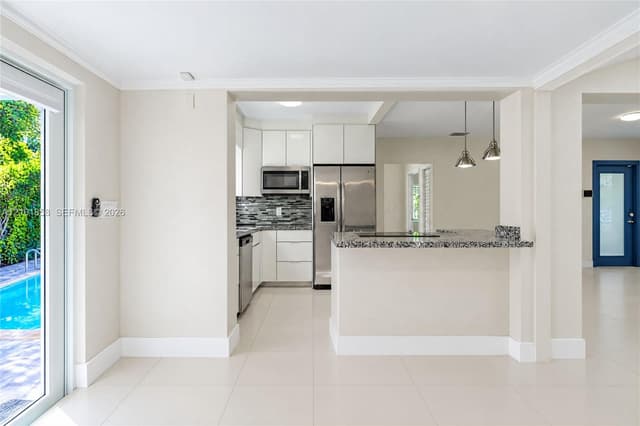 2727 Calusa St, Miami FL 33133 - Miami, FL - Photo 7