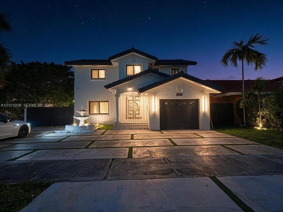 2026 SW 137th Pl, Miami FL 33175