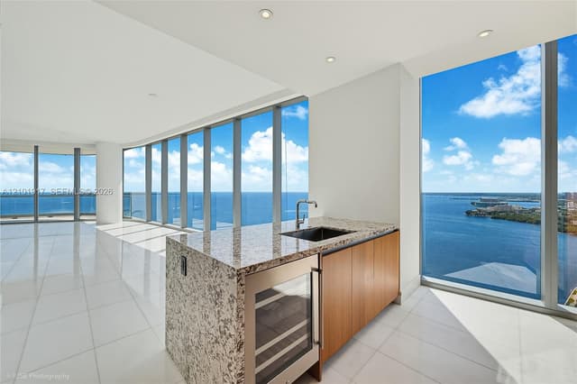 175 SE 25 RD # 3002, Miami FL 33129 - Miami, FL - Photo 4