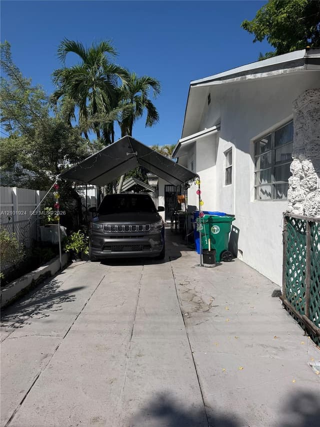 320 NW 11th Ave, Miami FL 33128 - Miami, FL - Photo 6
