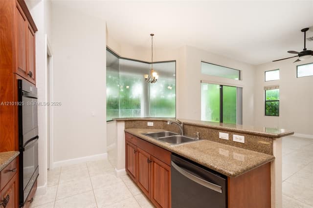 10444 Trianon Pl, Wellington FL 33449 - Wellington, FL - Photo 6