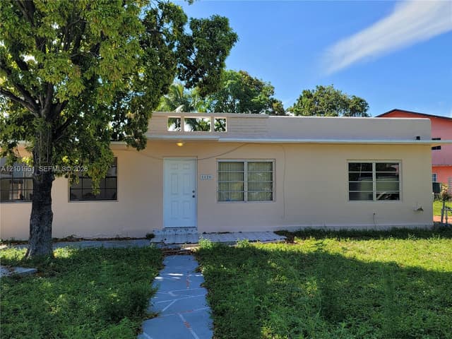1120 E Le Jeune Road, Hialeah FL 33010 - Hialeah, FL - Photo 7