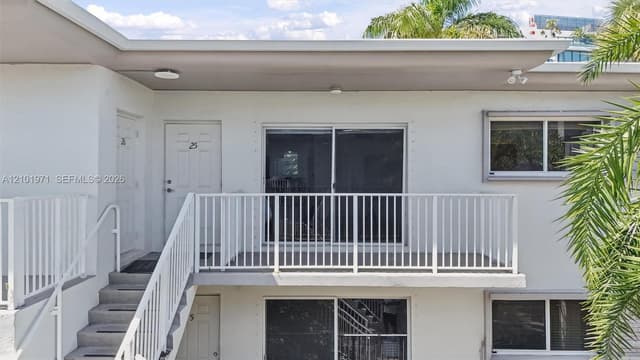 1150 99th St # 25, Bay Harbor Islands FL 33154 - Bay Harbor Islands, FL - Photo 4