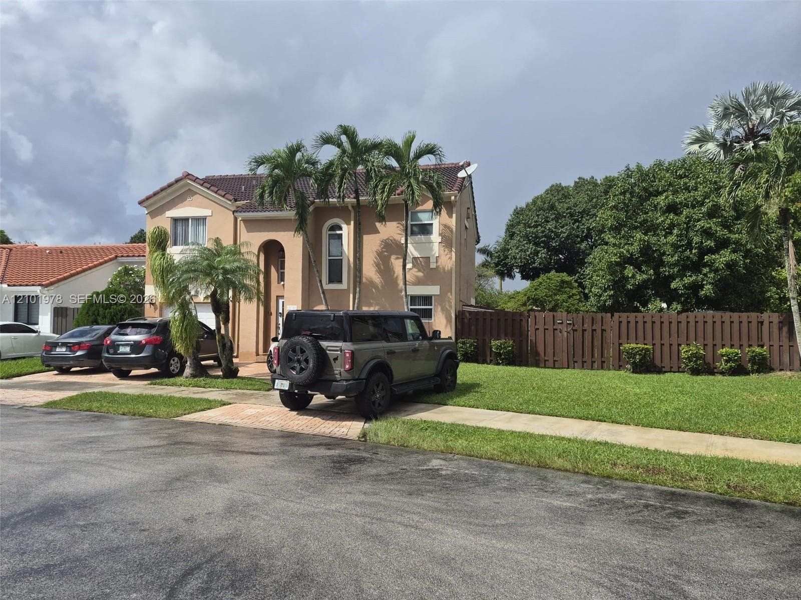 15351 SW 43rd Ter, Miami FL 33185 - Miami, FL - Photo 1