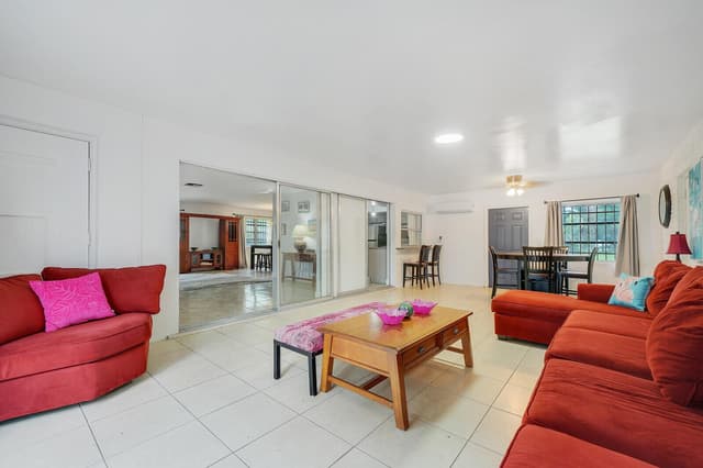 1612 42nd Street, West Palm Beach FL 33407 - West Palm Beach, FL - Photo 6