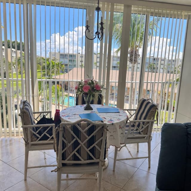 1025 SE 2nd Ave # 301, Dania Beach FL 33004 - Dania Beach, FL - Photo 2