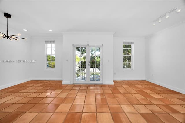 5801 SW 74th Ter # 2, South Miami FL 33143 - South Miami, FL - Photo 6