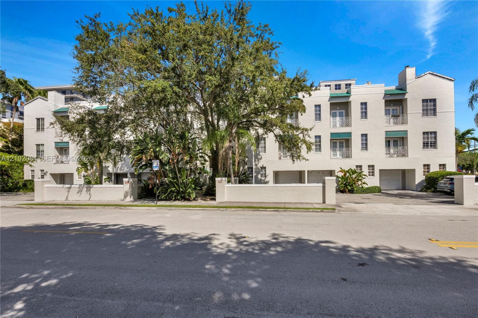 5801 SW 74th Ter # 2, South Miami FL 33143 - South Miami, FL - Photo 1