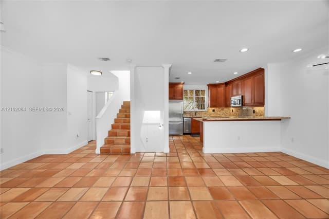 5801 SW 74th Ter # 2, South Miami FL 33143 - South Miami, FL - Photo 5