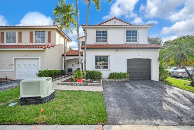 17982 SW 11th St, Pembroke Pines FL 33029 - Pembroke Pines, FL - Photo 3