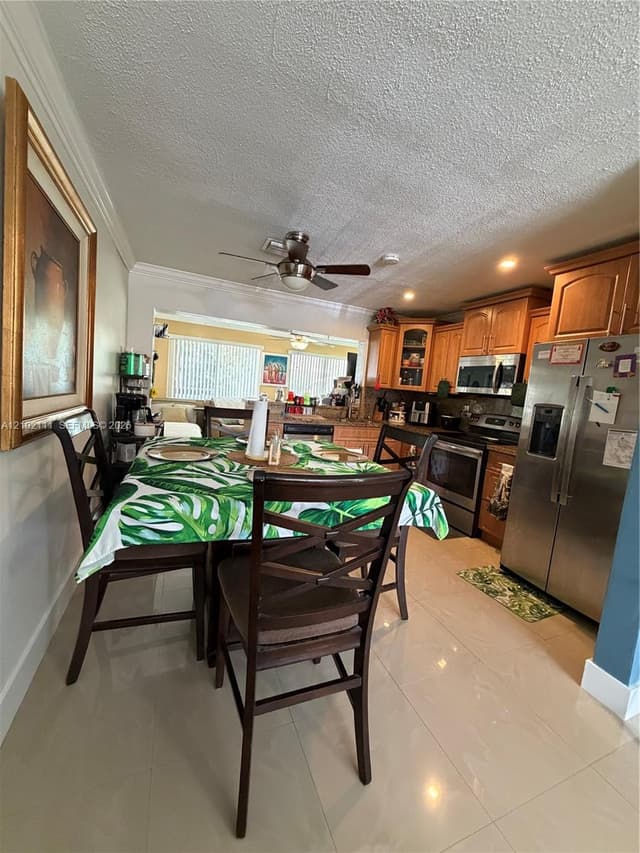 4919 NW 52nd St, Tamarac FL 33319 - Tamarac, FL - Photo 6