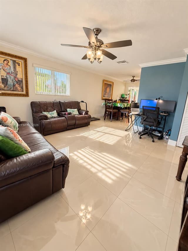 4919 NW 52nd St, Tamarac FL 33319 - Tamarac, FL - Photo 7