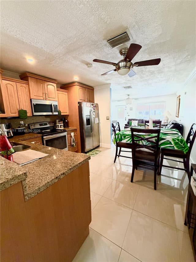 4919 NW 52nd St, Tamarac FL 33319 - Tamarac, FL - Photo 5
