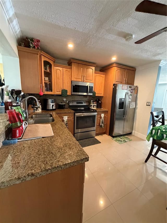 4919 NW 52nd St, Tamarac FL 33319 - Tamarac, FL - Photo 4