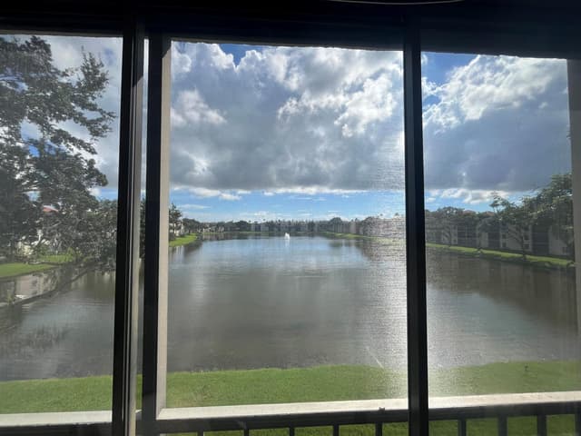 6269 Pointe Regal Circle # 305, Delray Beach FL 33484 - Delray Beach, FL - Photo 3