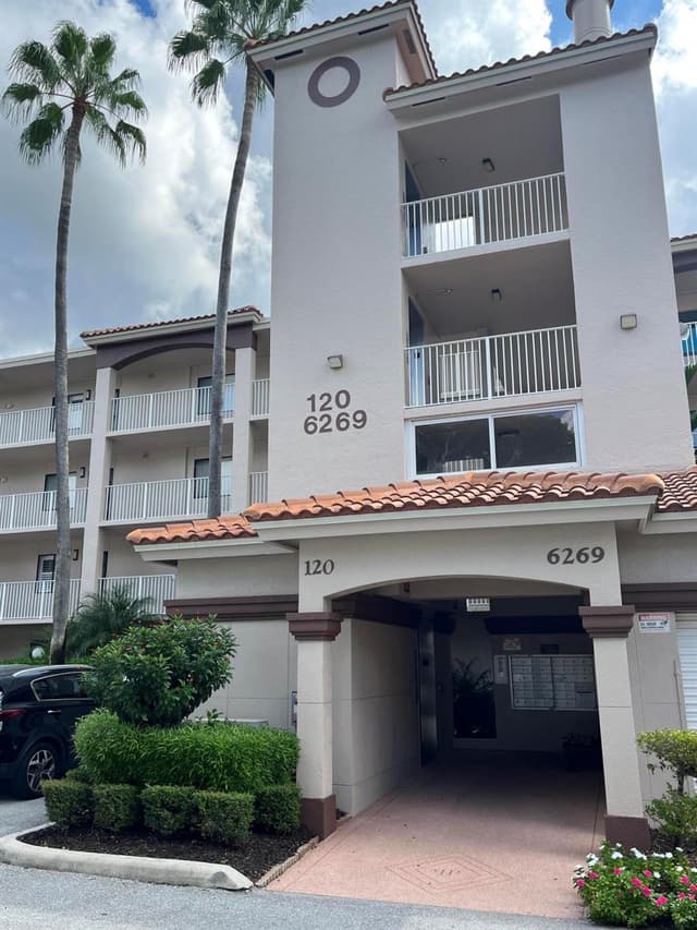 6269 Pointe Regal Circle # 305, Delray Beach FL 33484 - Delray Beach, FL - Photo 5