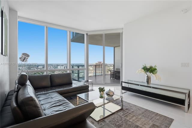 851 NE 1st Ave # 3906, Miami FL 33132 - Miami, FL - Photo 2