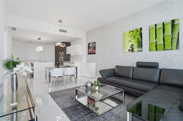 851 NE 1st Ave # 3906, Miami FL 33132 - Miami, FL - Photo 3