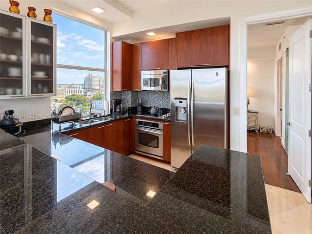 1607 Ponce De Leon Blvd # 9A, Coral Gables FL 33134 - Coral Gables, FL - Photo 4
